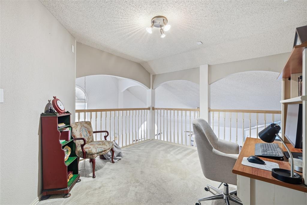5004 Ridgefield Court Property Photo 22
