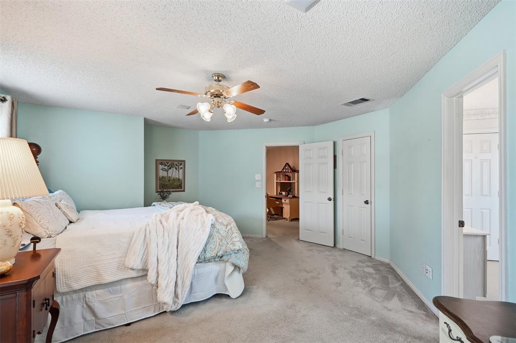 5004 Ridgefield Court Property Photo 29