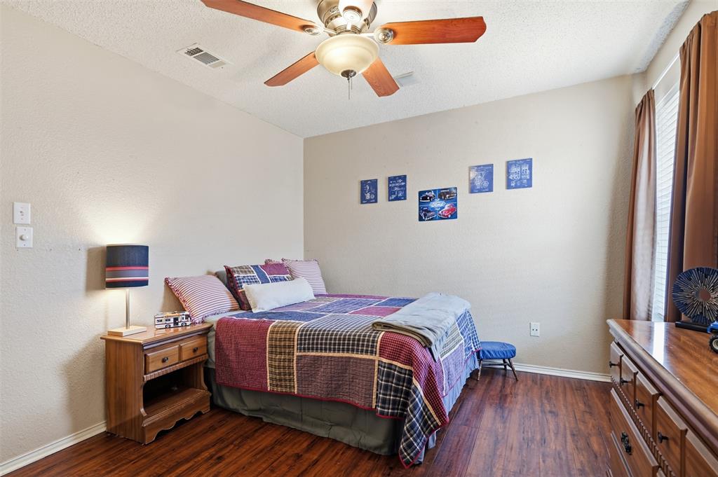 5004 Ridgefield Court Property Photo 31