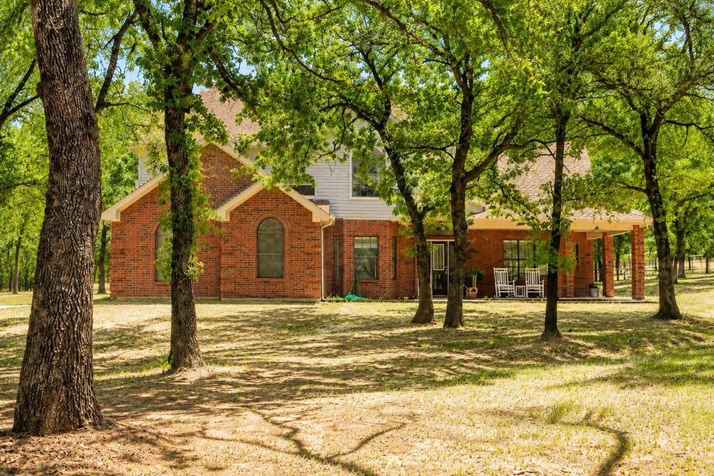 696 Indian Trail Property Photo 6