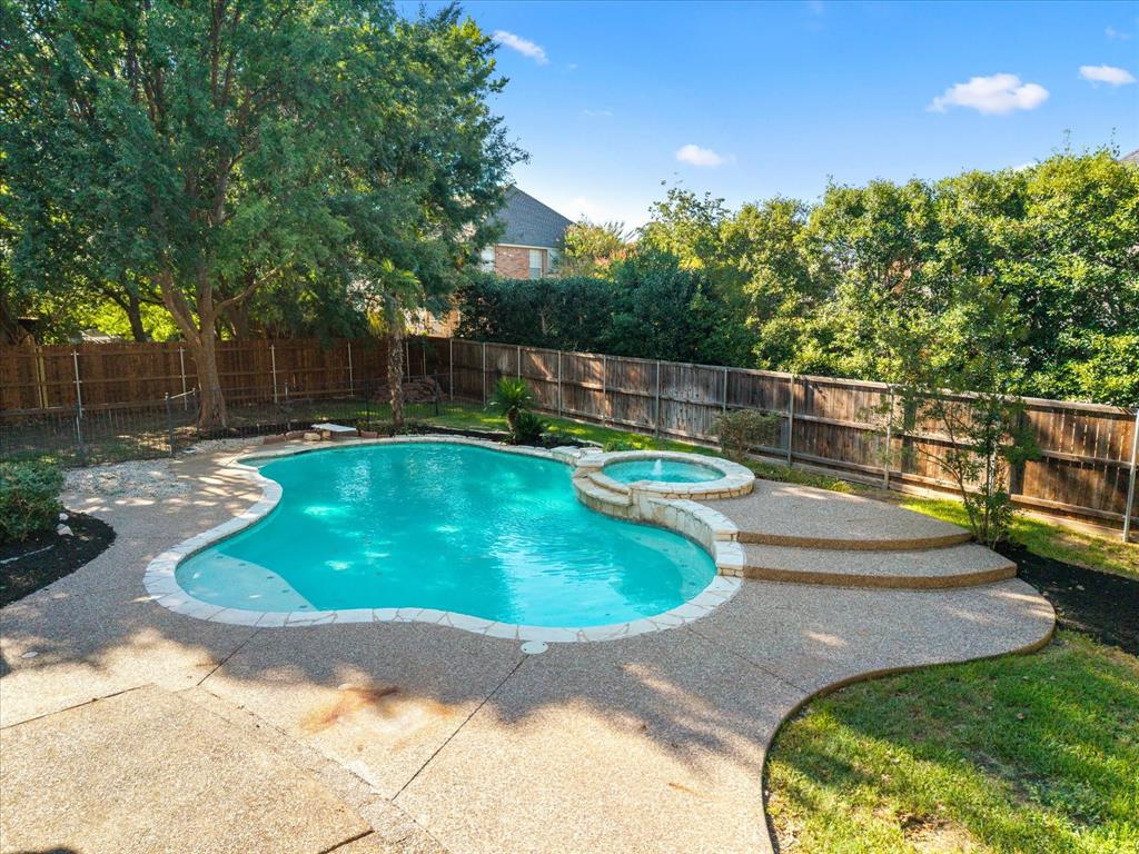 815 Forest Lakes Drive Property Photo 31