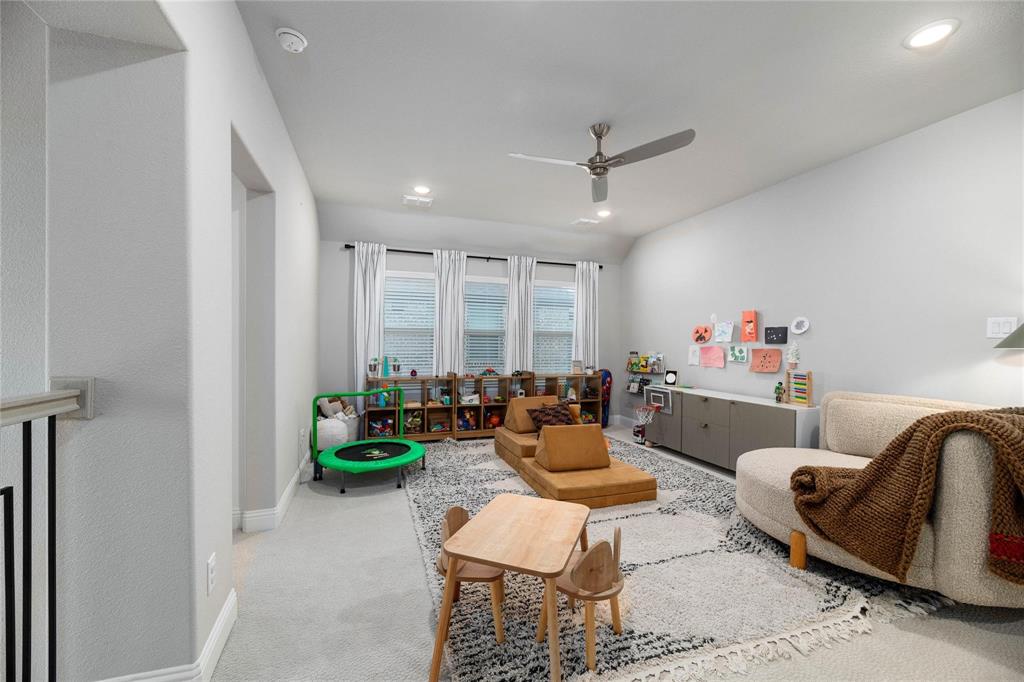 2262 Poppyvine Road Property Photo 18