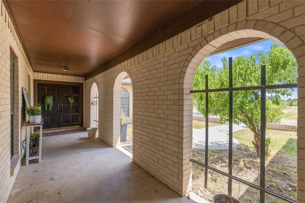 8351 Highway 84-183 Property Photo 3