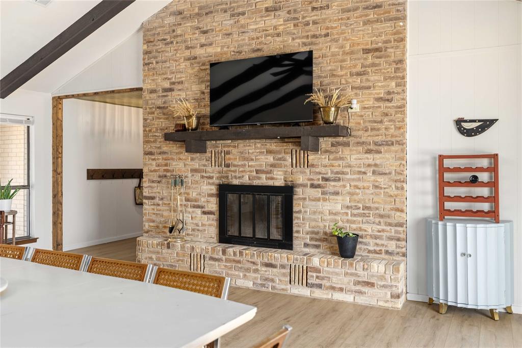 8351 Highway 84-183 Property Photo 9