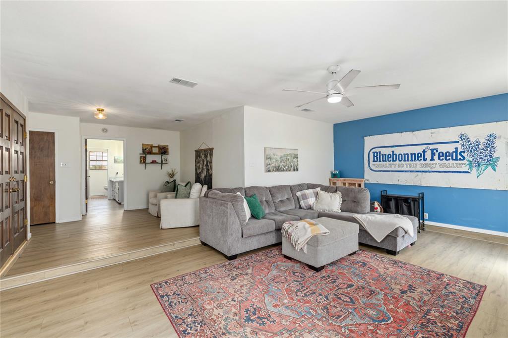 8351 Highway 84-183 Property Photo 11