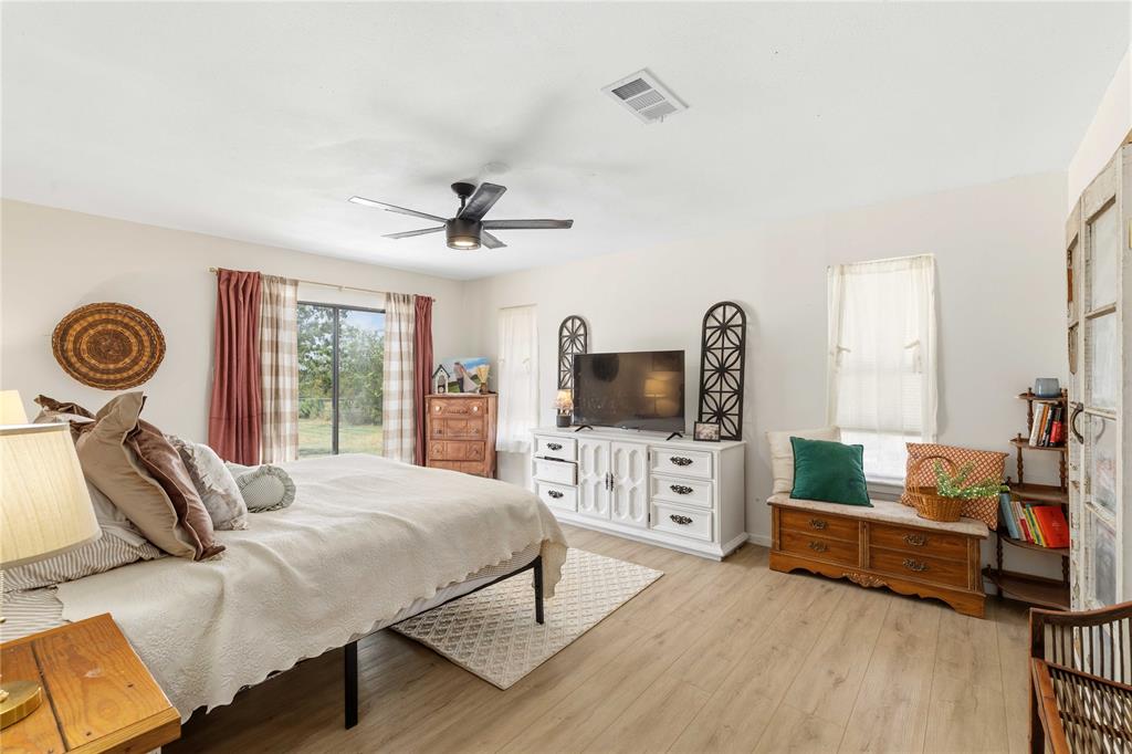 8351 Highway 84-183 Property Photo 13