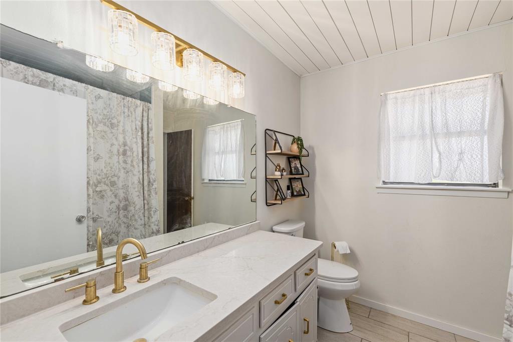 8351 Highway 84-183 Property Photo 18