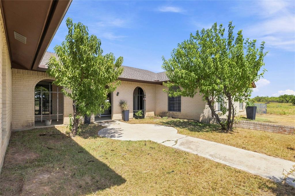 8351 Highway 84-183 Property Photo 34