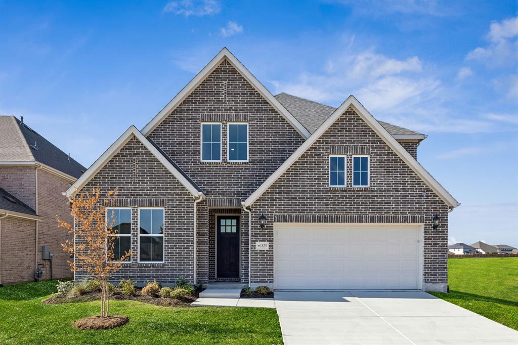 1825 Vetiver Glow Drive Property Photo 1