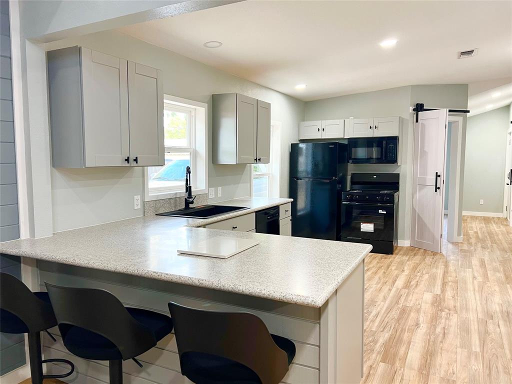 206 Vine Street Property Photo 7