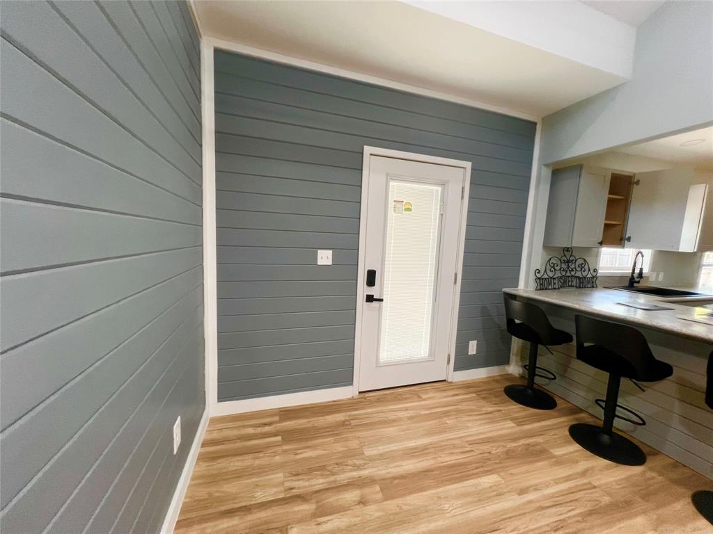 206 Vine Street Property Photo 12