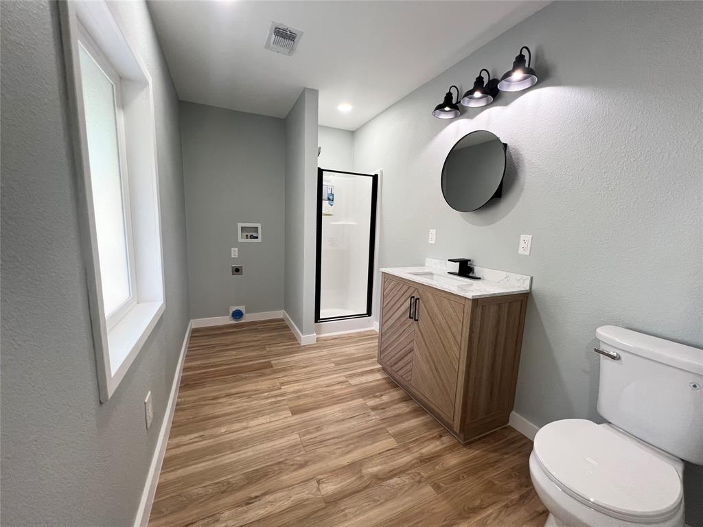 206 Vine Street Property Photo 25
