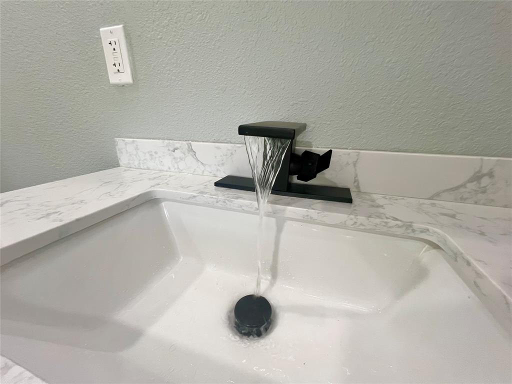 206 Vine Street Property Photo 27