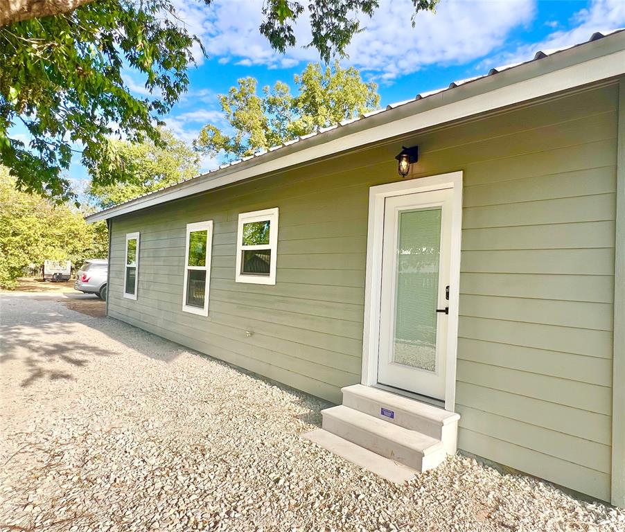 206 Vine Street Property Photo 29
