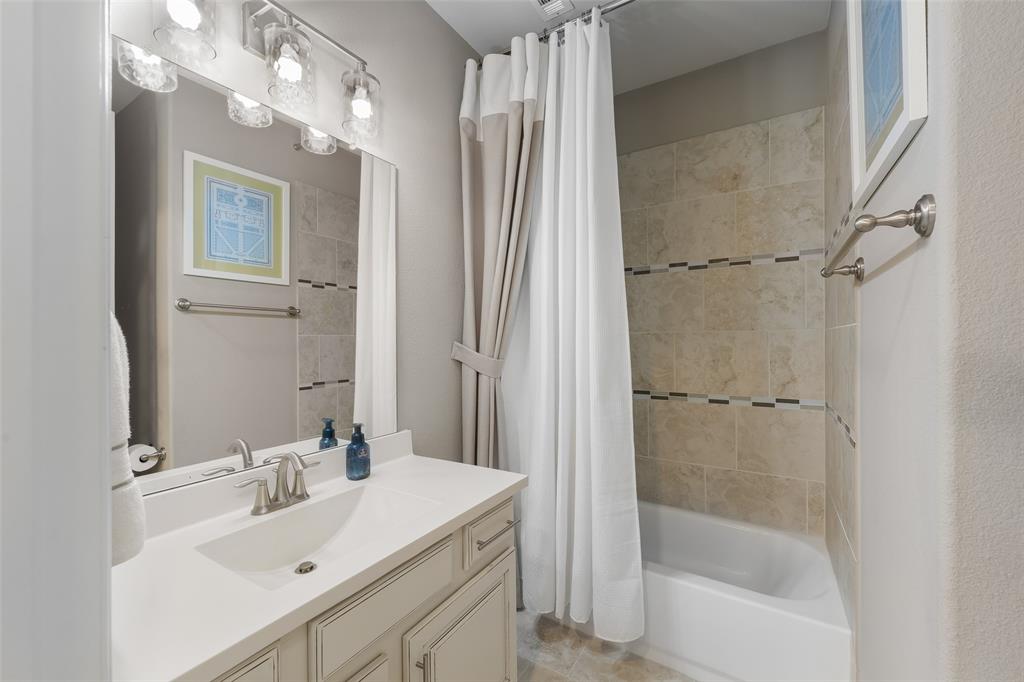 121 Lantana Lane Property Photo 10