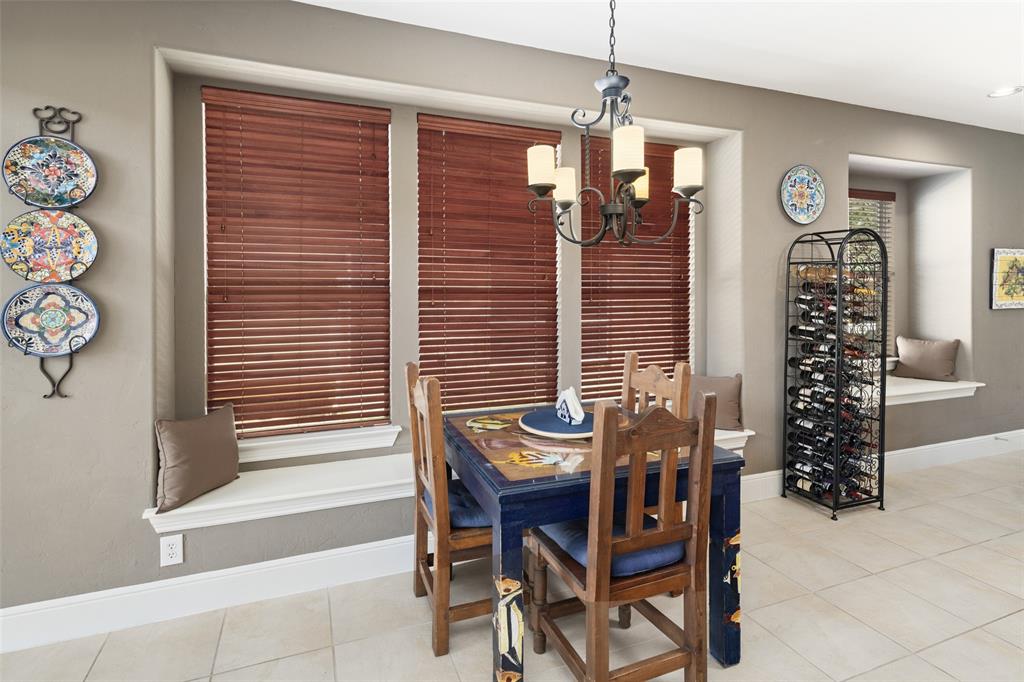 2801 Meadow Ridge Drive Property Photo 13