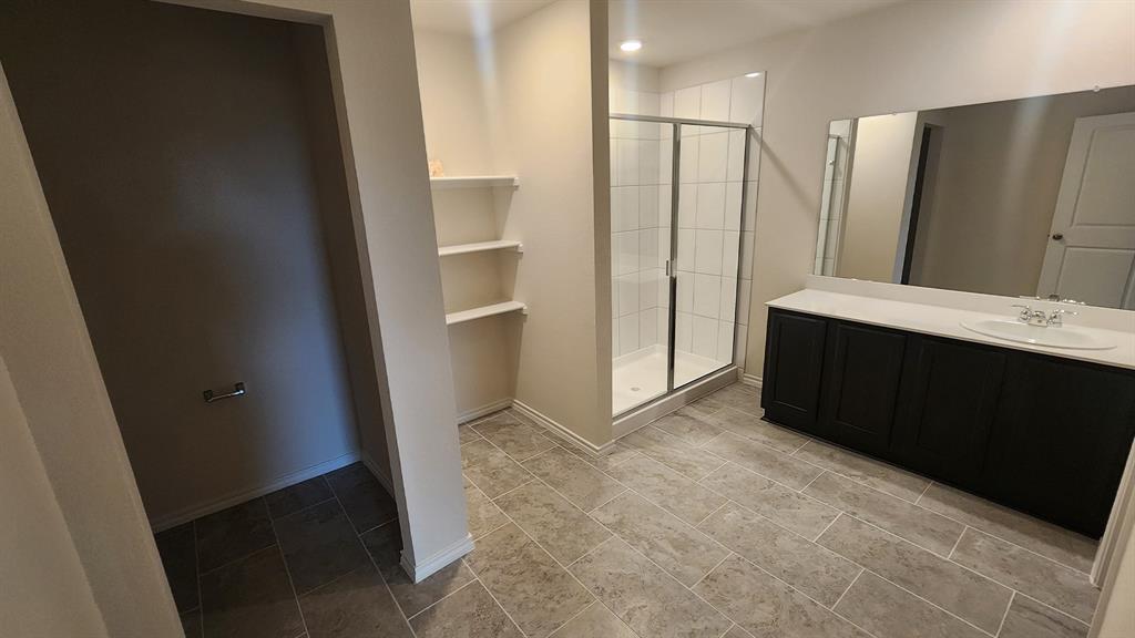405 White Willow Drive Property Photo 3