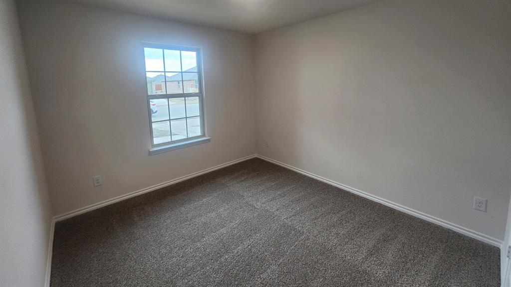 501 White Willow Drive Property Photo 13