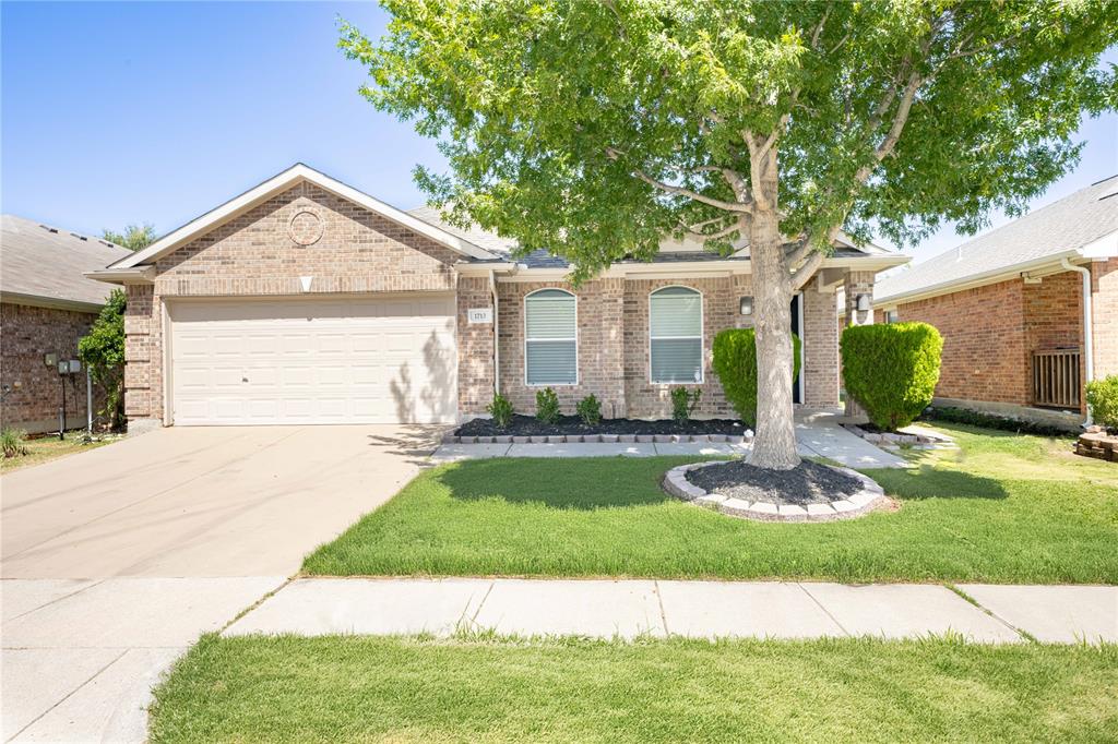1713 Heron Drive Property Photo 1