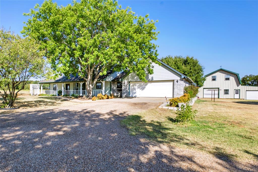 4247 E Highway 67 Property Photo 1