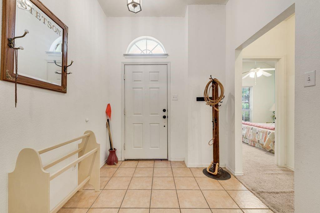 1008 Fort Apache Drive Property Photo 2
