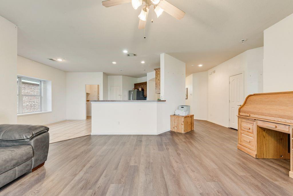 1008 Fort Apache Drive Property Photo 5