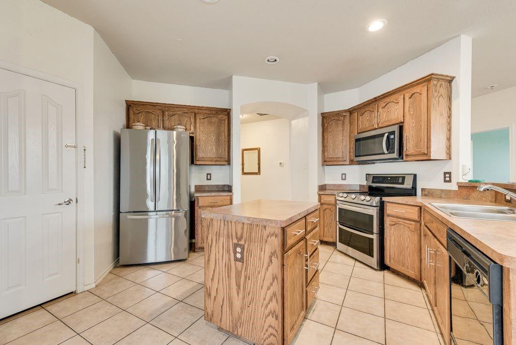 1008 Fort Apache Drive Property Photo 8