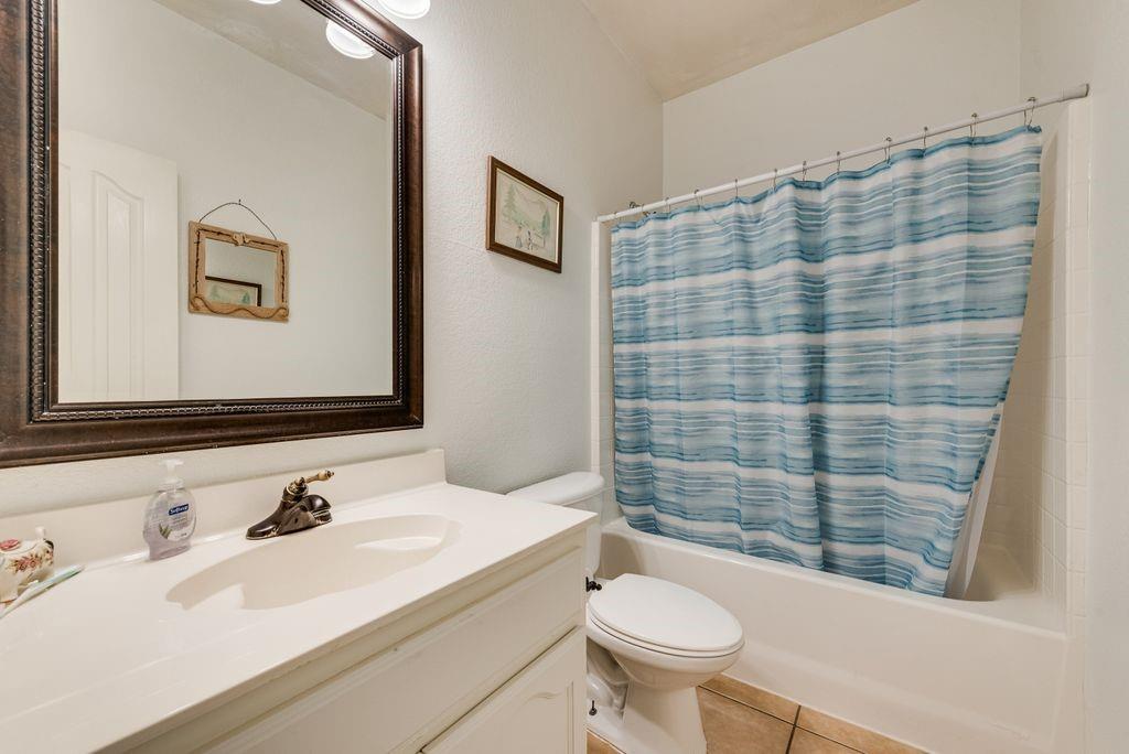 1008 Fort Apache Drive Property Photo 11