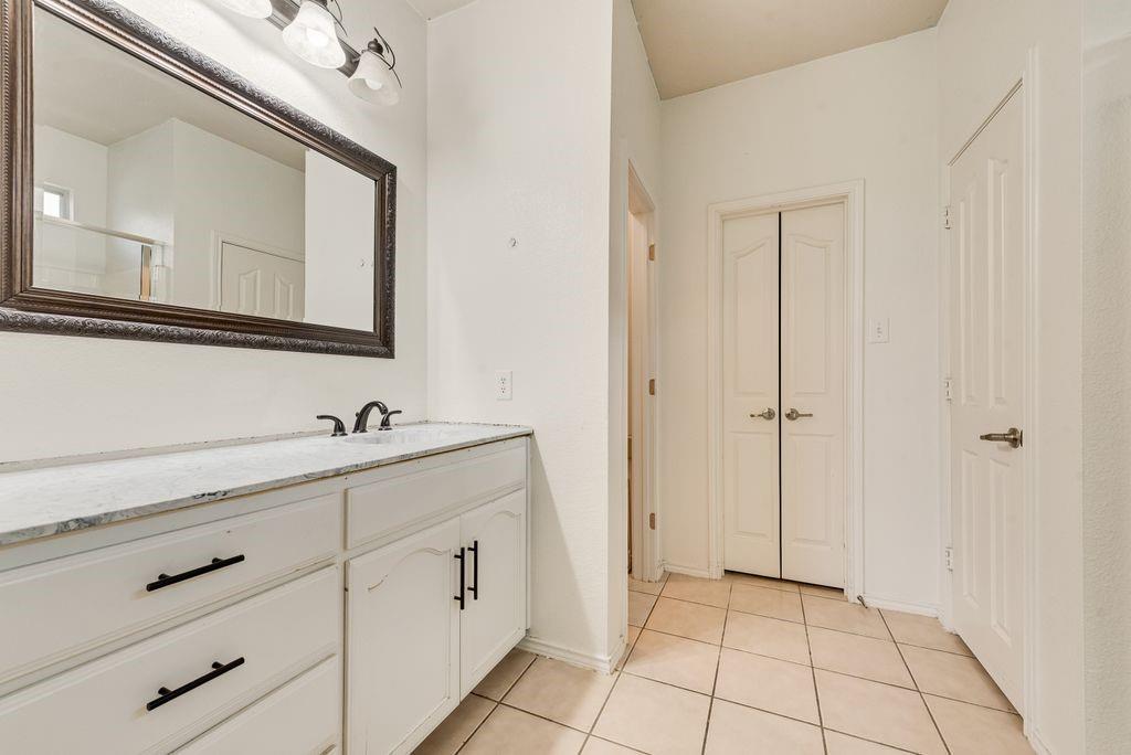1008 Fort Apache Drive Property Photo 15