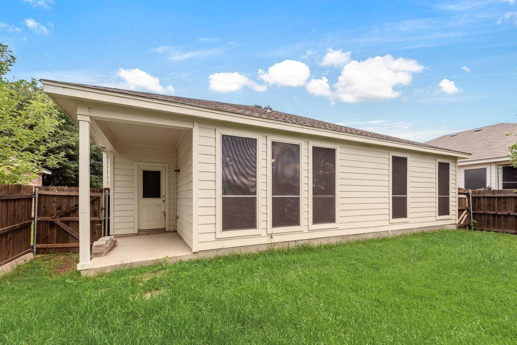 1008 Fort Apache Drive Property Photo 18