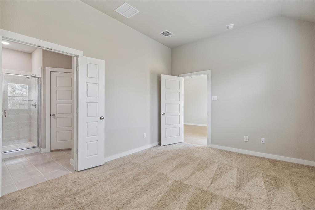516 Green Gables Drive Property Photo 15