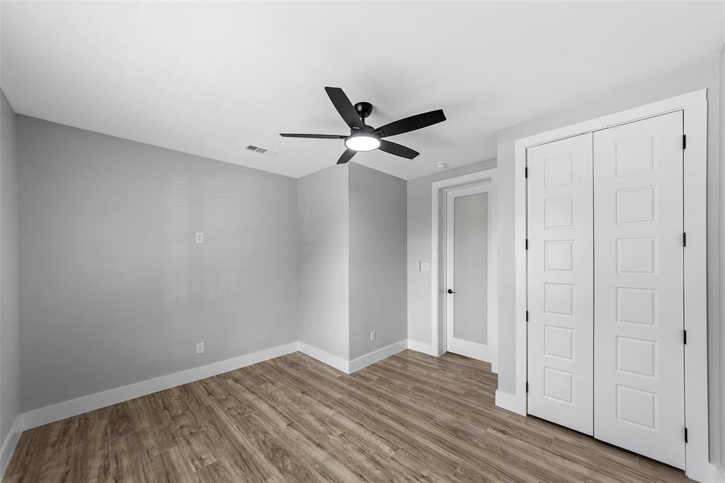 1510 S Lindsay Property Photo 10