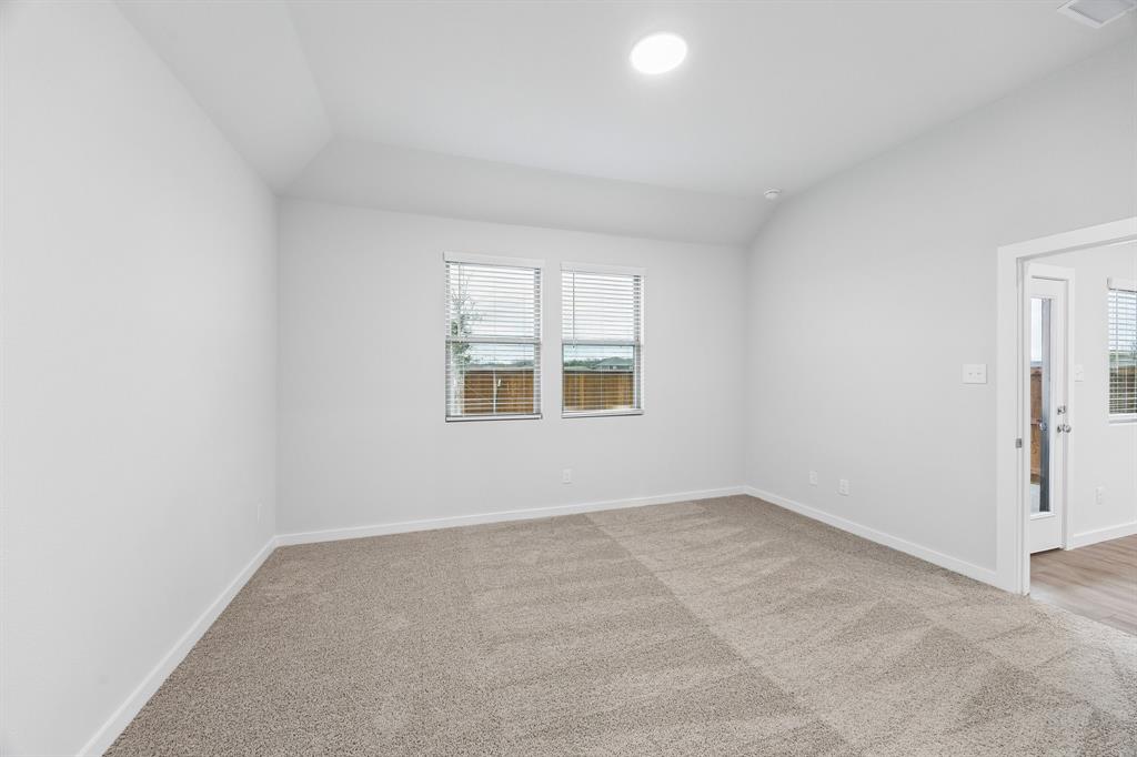 528 Green Gables Drive Property Photo 15