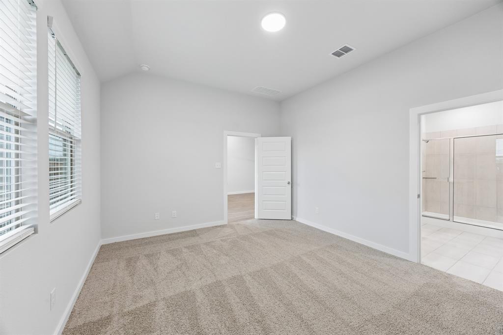 528 Green Gables Drive Property Photo 17