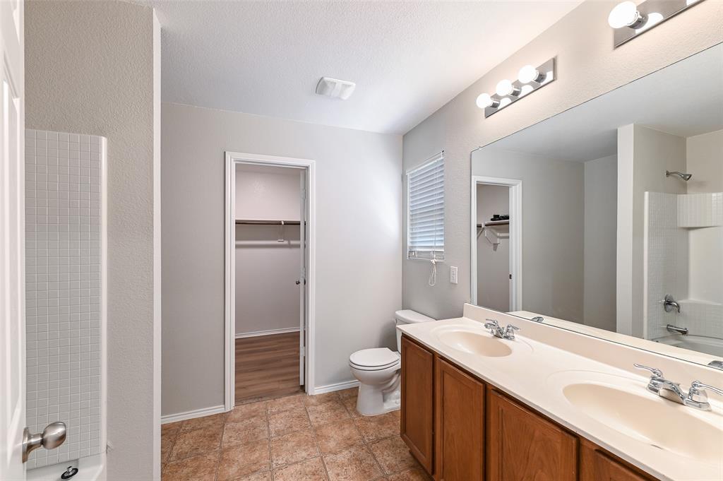 3007 Pinyon Place Property Photo 10