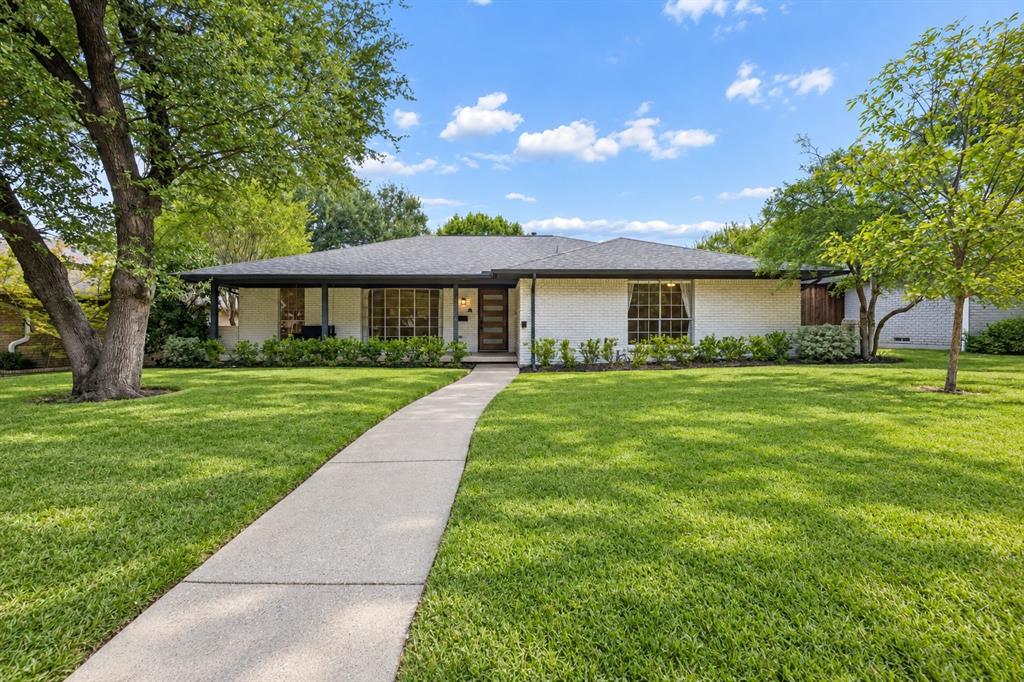9223 Seagrove Drive Property Photo 1