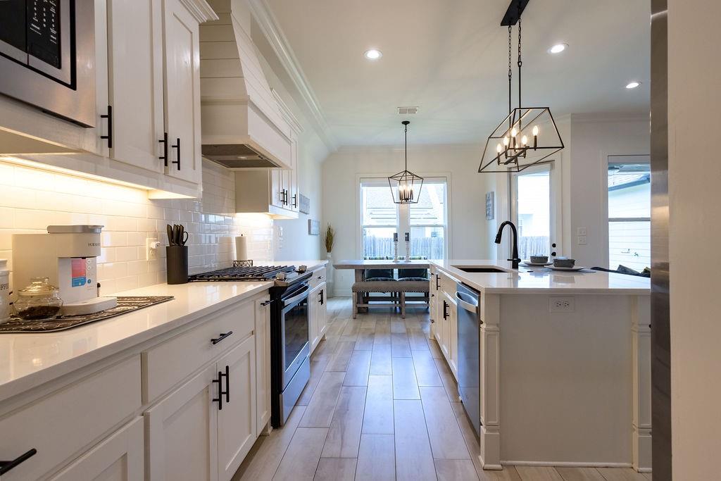 702 Perfect Place Property Photo 6