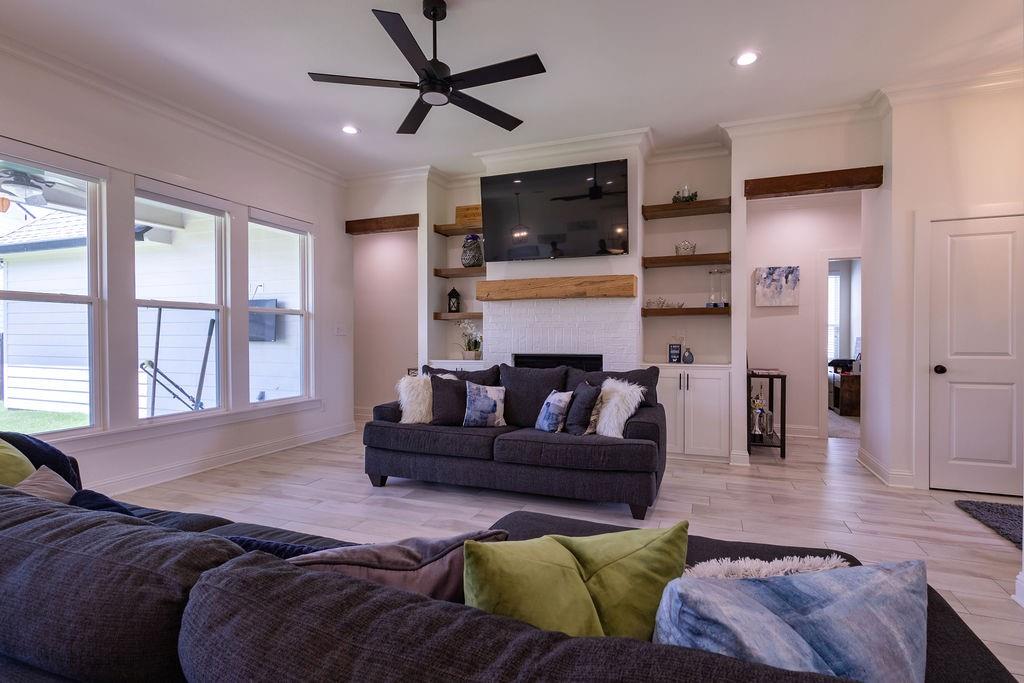 702 Perfect Place Property Photo 7