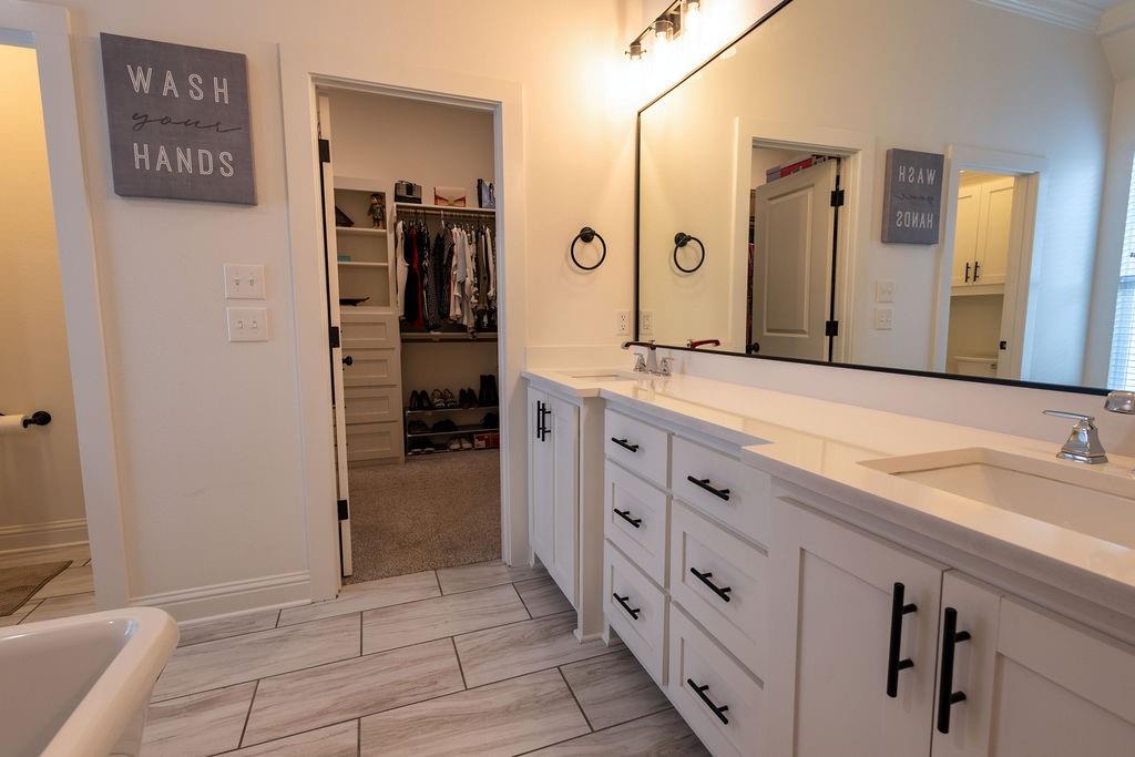 702 Perfect Place Property Photo 13