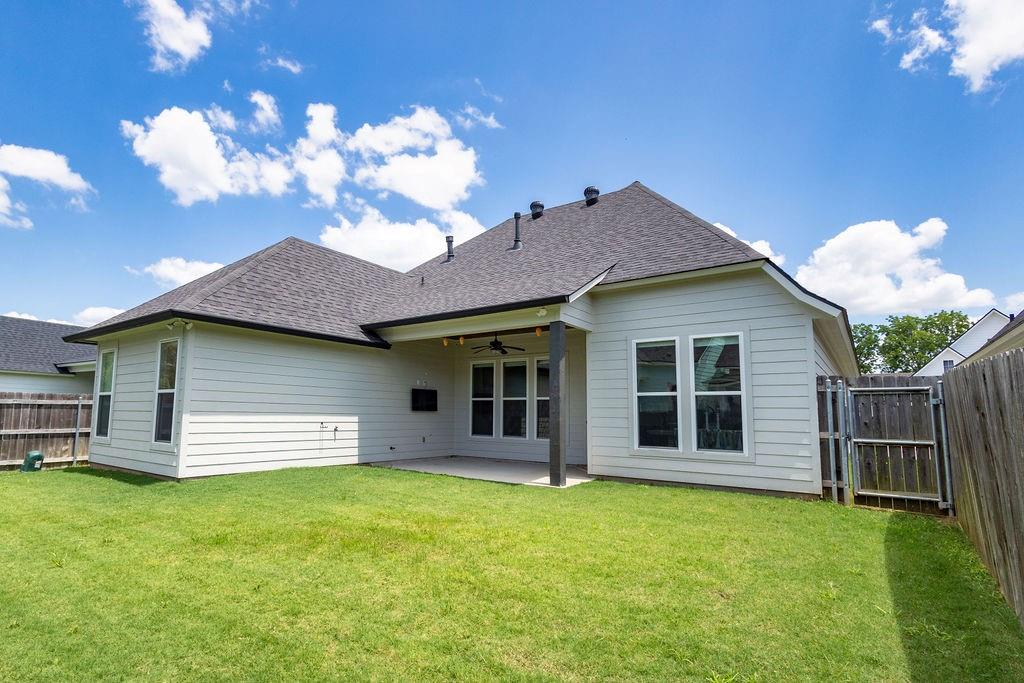 702 Perfect Place Property Photo 16