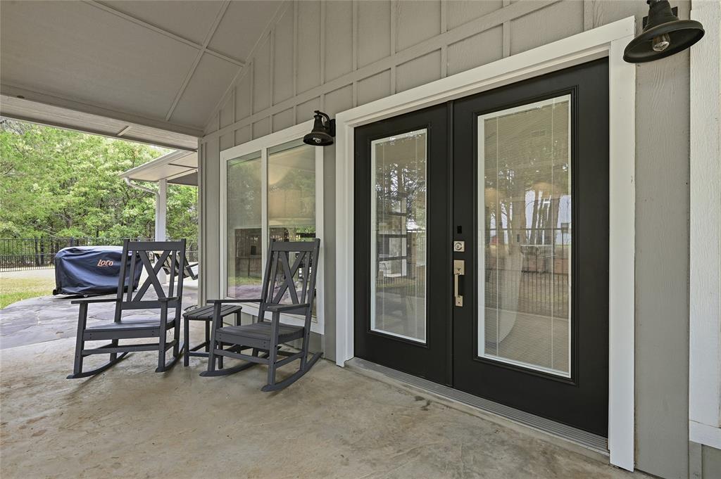 10 Holland Street Property Photo 9