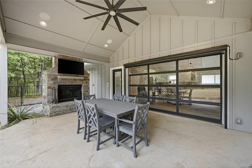 10 Holland Street Property Photo 26