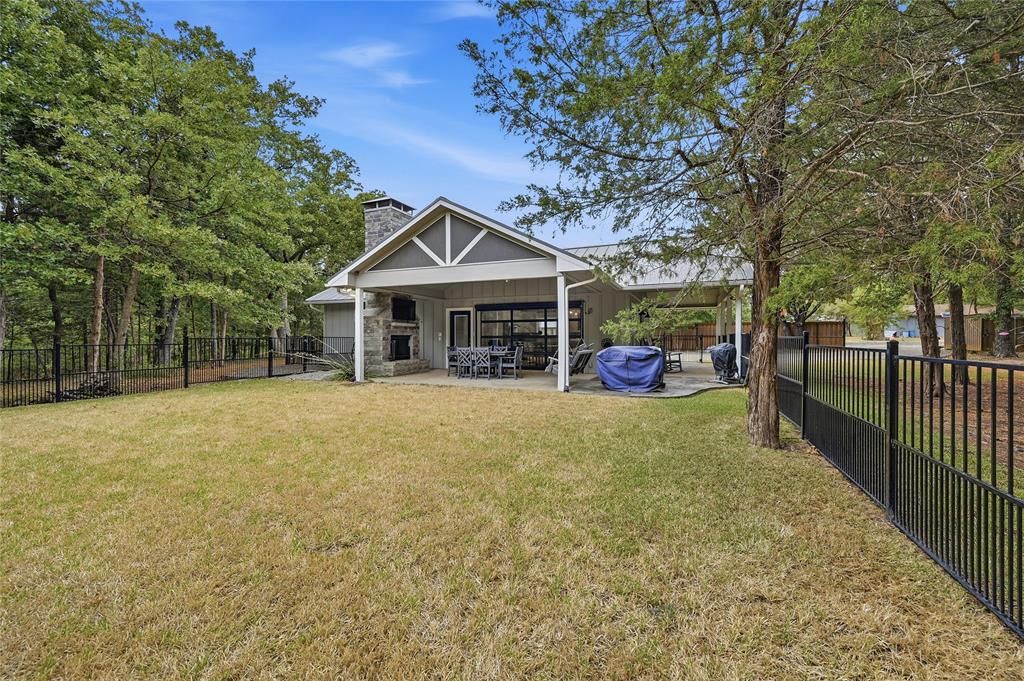 10 Holland Street Property Photo 29