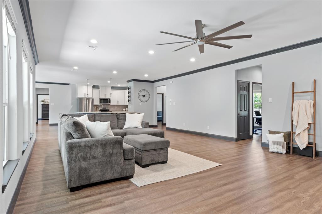 7565 Caddo Creek Road Property Photo 10
