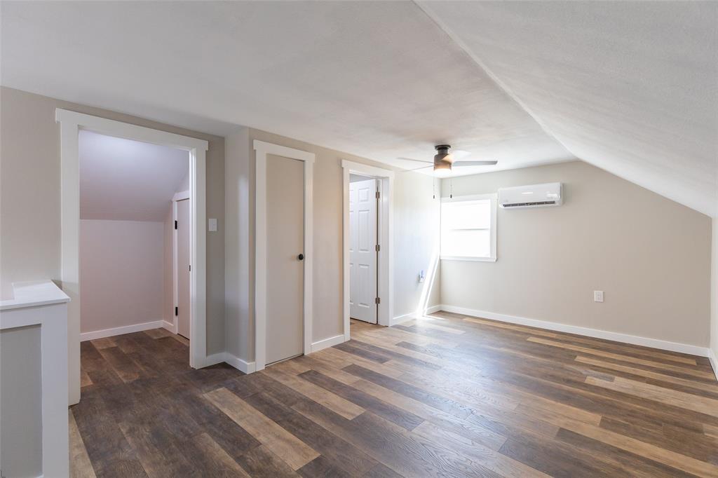 859 Choctaw Point Property Photo 32