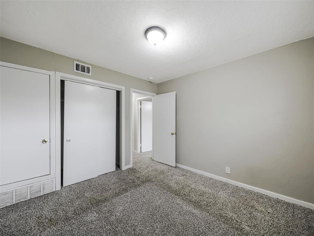 10747 Sandalwood Drive Property Photo 15