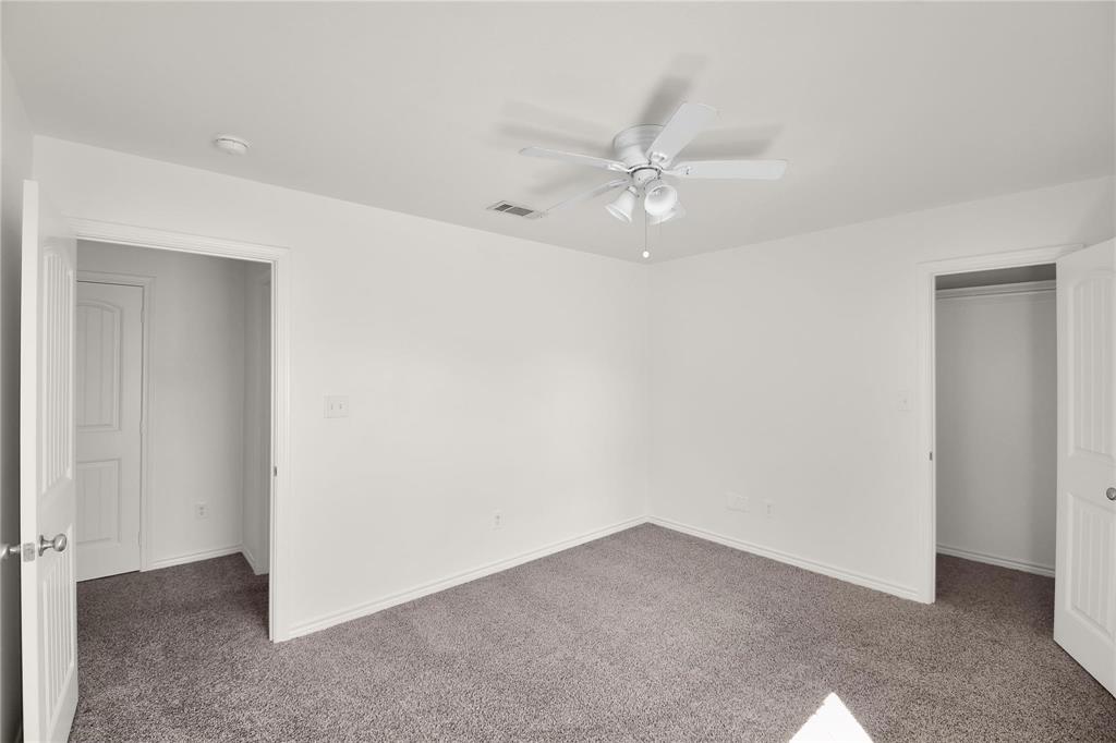 1102 Parkway Trail Property Photo 14