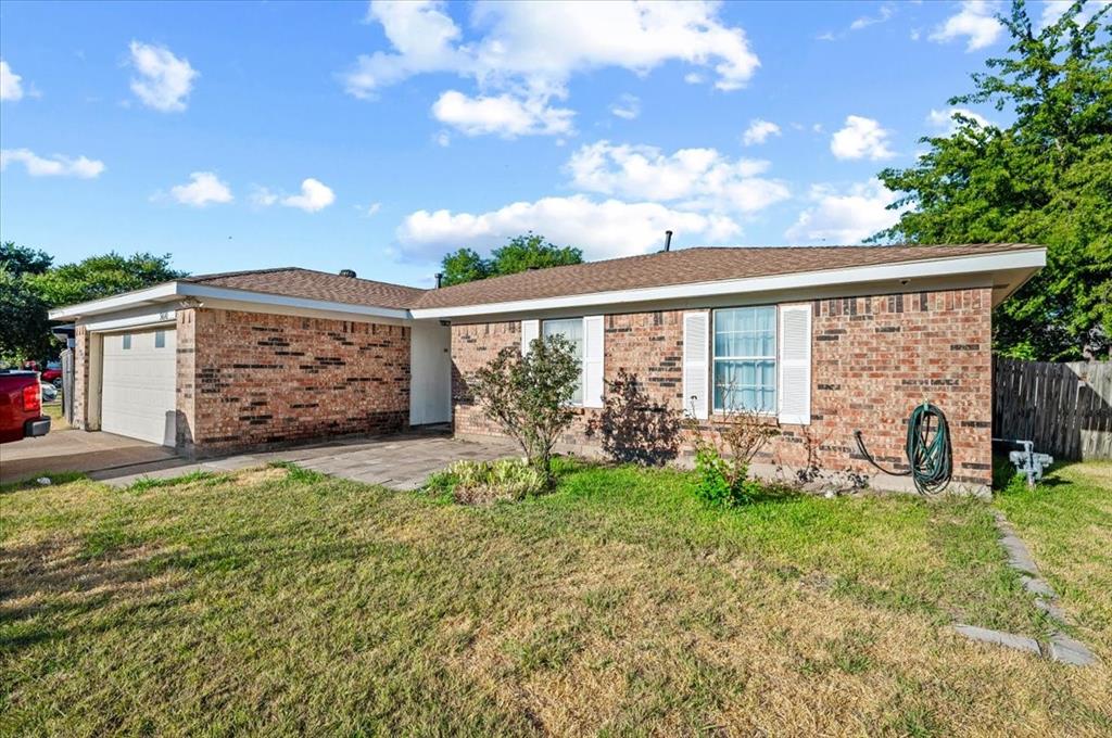 3610 Hummingbird Drive