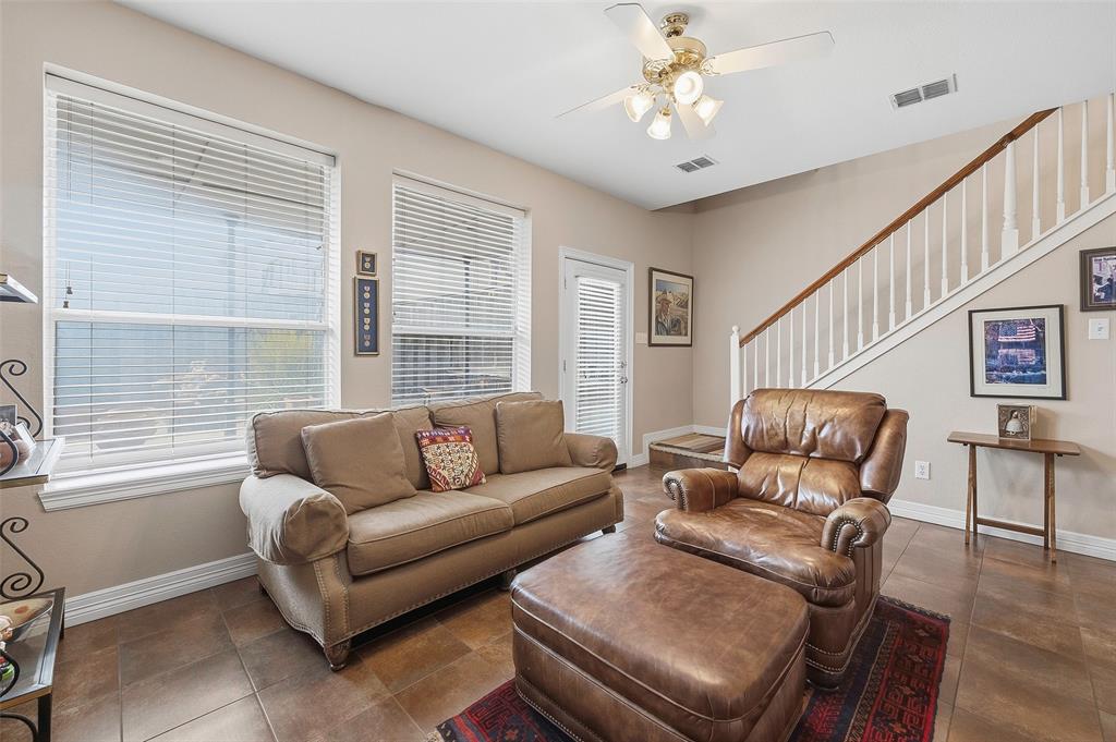 4811 Lafayette Avenue Property Photo 9