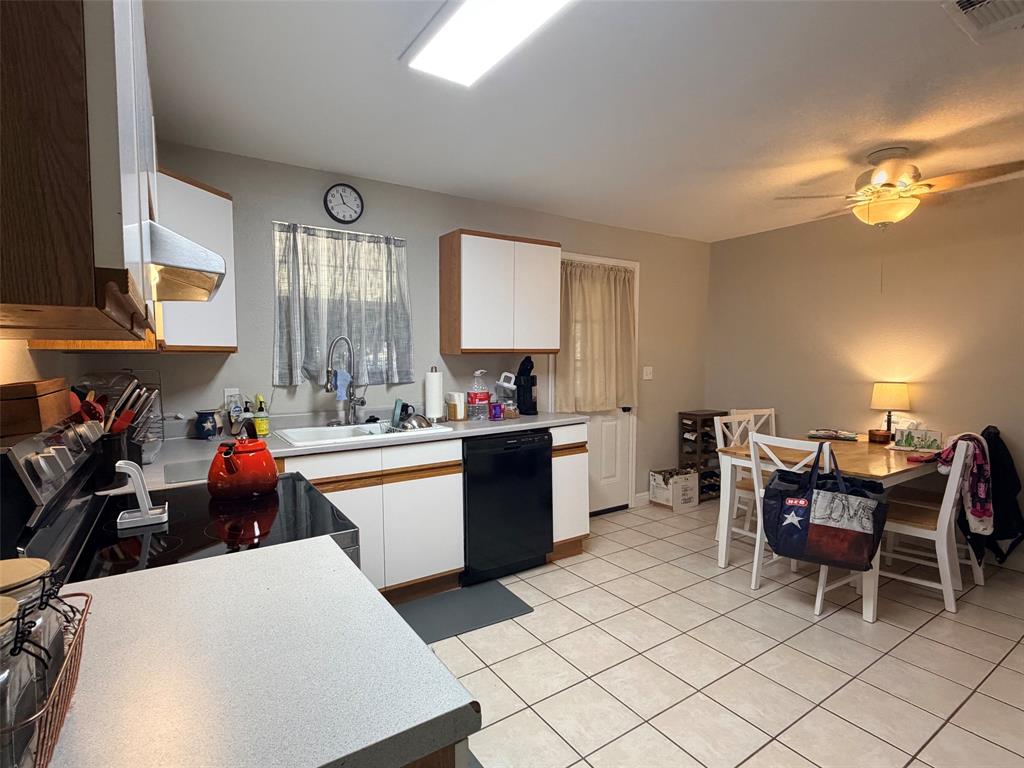 1410 Marie Street Property Photo 11